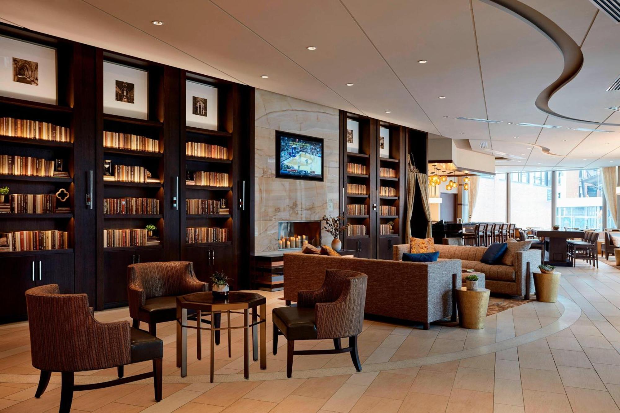 Hotel Ithaca Marriott Downtown On The Commons Exterior foto